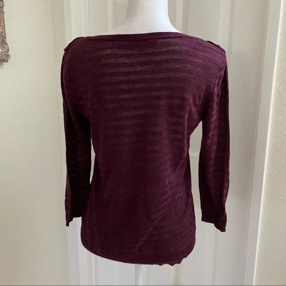 Loft Maroon 3/4 Sleeve Shoulder Button Burn Out Stripes Sweater Sz Med - Picture 5 of 6